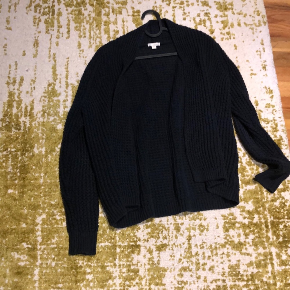 GAP sweater